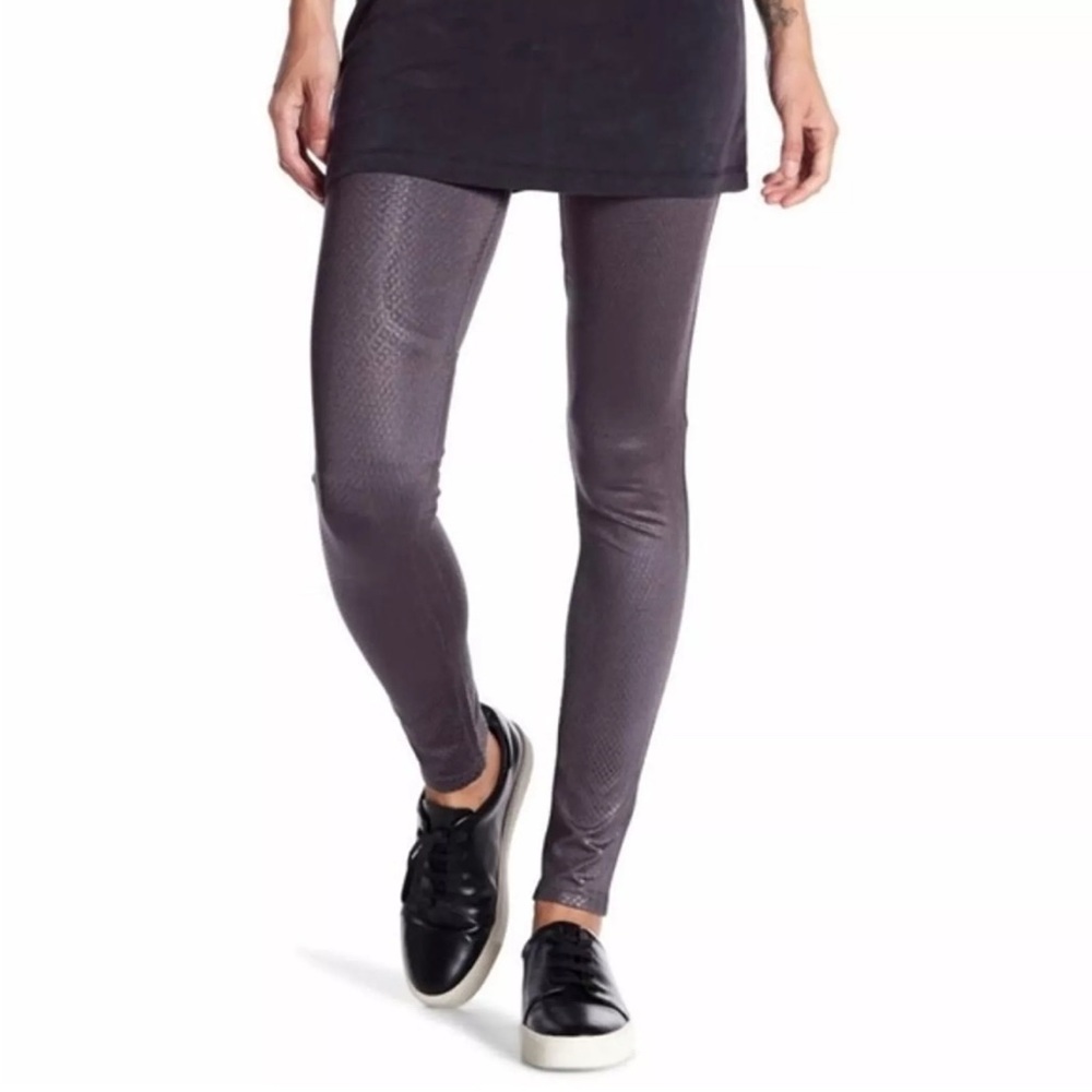 BLANC NOIR Faux Leather Snakeskin Print Gray‎ Leggings Size MD US Made Mid Rise